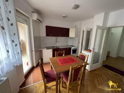 VASE PELAGIĆA | 4zida.rs
