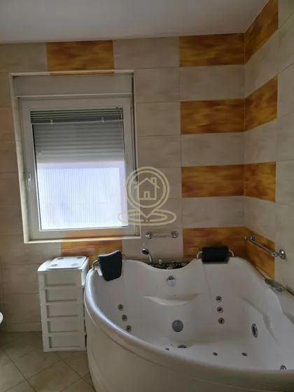Grbavica | 4zida.rs