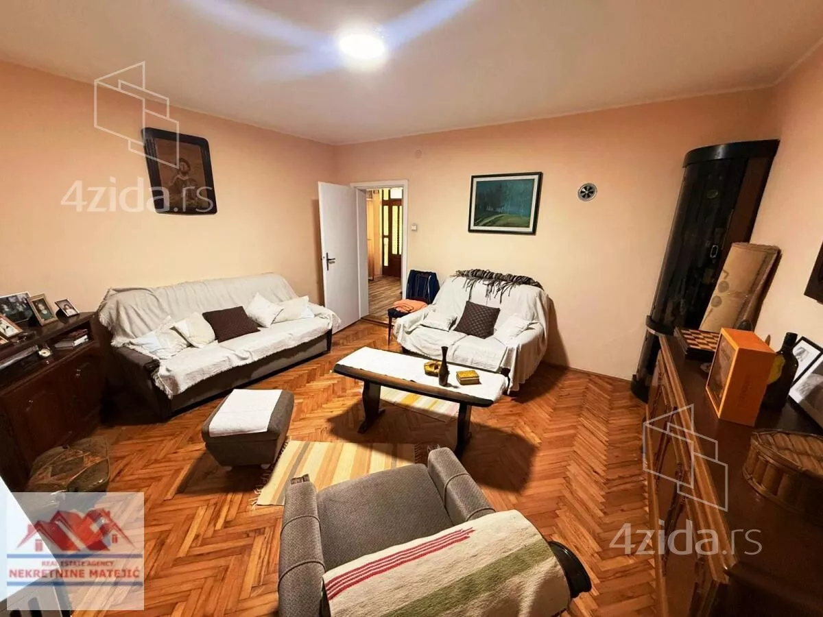 Kuća | 4zida