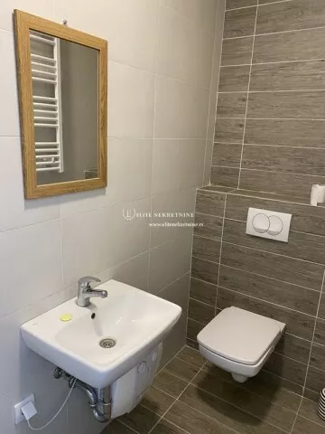 Jedrenska bb | 4zida.rs