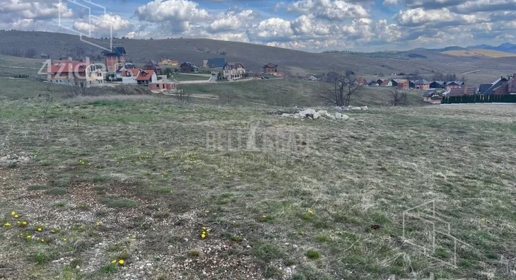 Plac | 4zida