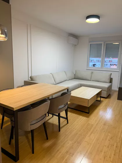 Veselina Masleše | 4zida.rs