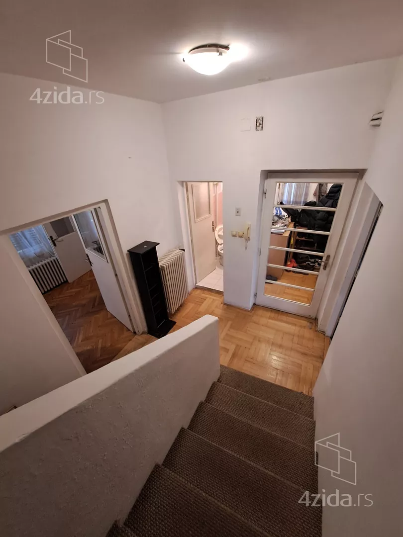 4-etažna kuća | 4zida