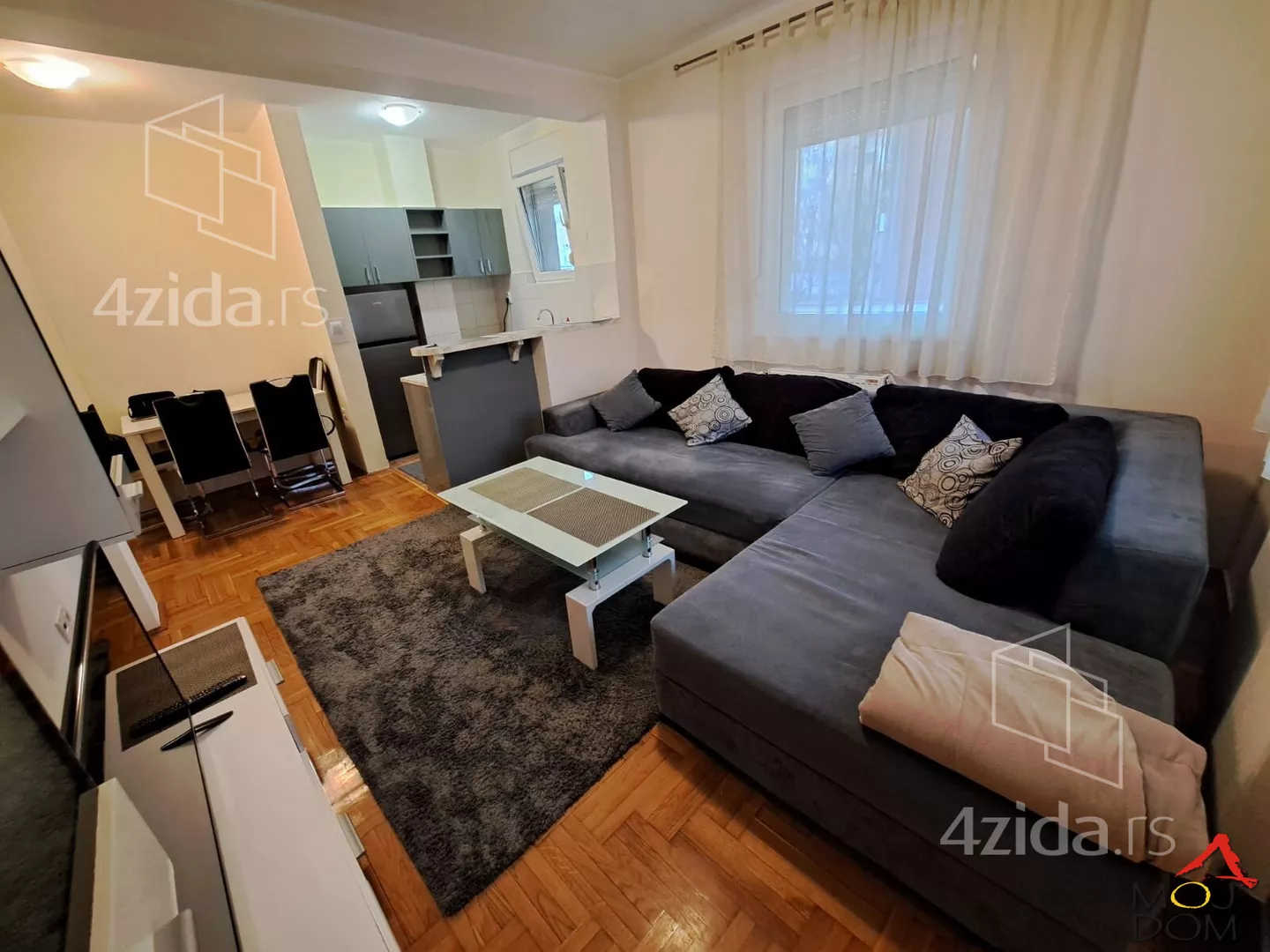 Dvoiposoban stan | 4zida