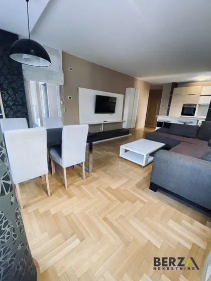 Novi Sad - Centar | 4zida.rs