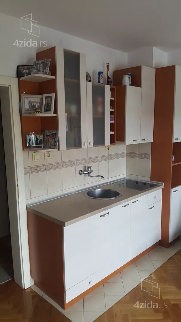 Garsonjera | 4zida