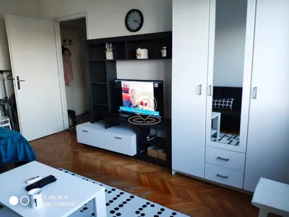 Studentski trg | 4zida.rs