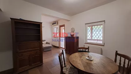 Sedamnaestog Oktobra | 4zida.rs