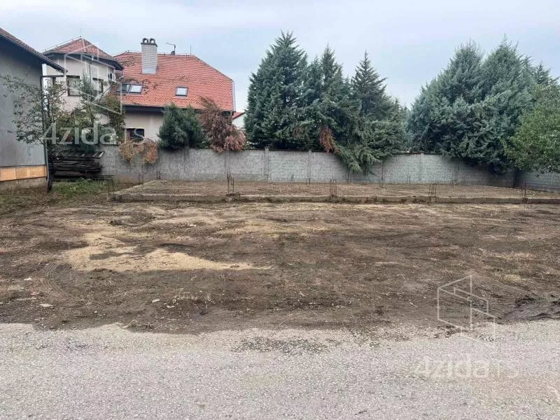 Građevinsko zemljište | 4zida