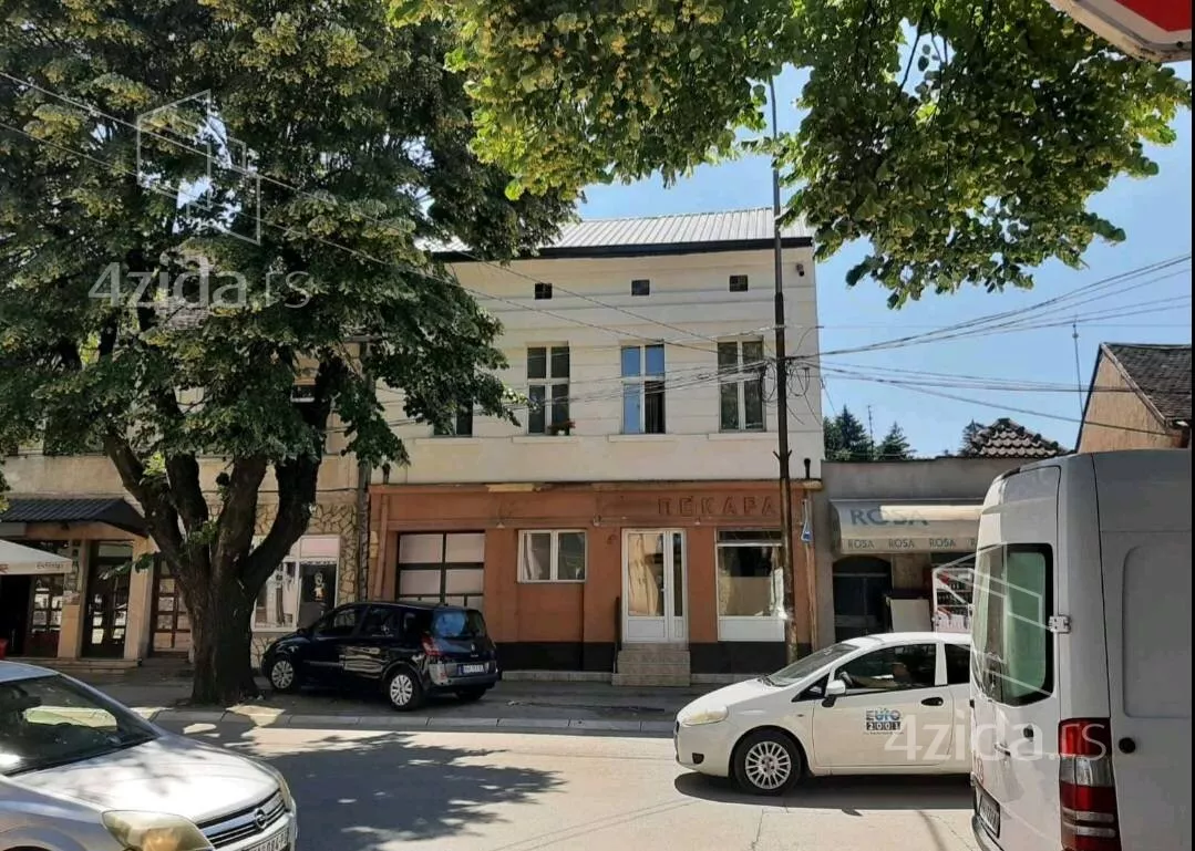 Troiposoban stan | 4zida