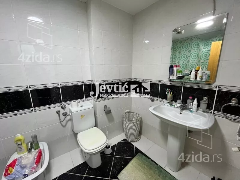 4-etažna kuća | 4zida