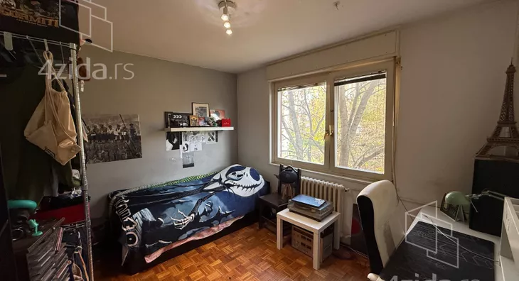 Četvoroiposoban stan | 4zida