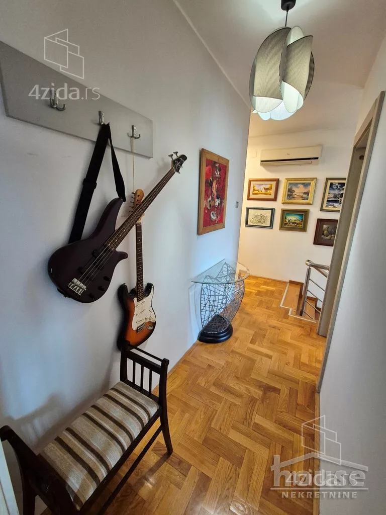 Šestosoban stan | 4zida