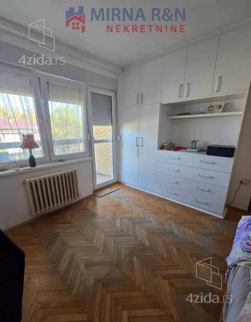 Četvoroiposoban stan | 4zida