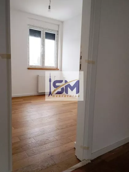 Železnik | 4zida.rs