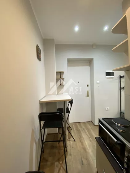 Petra Drapšina | 4zida.rs