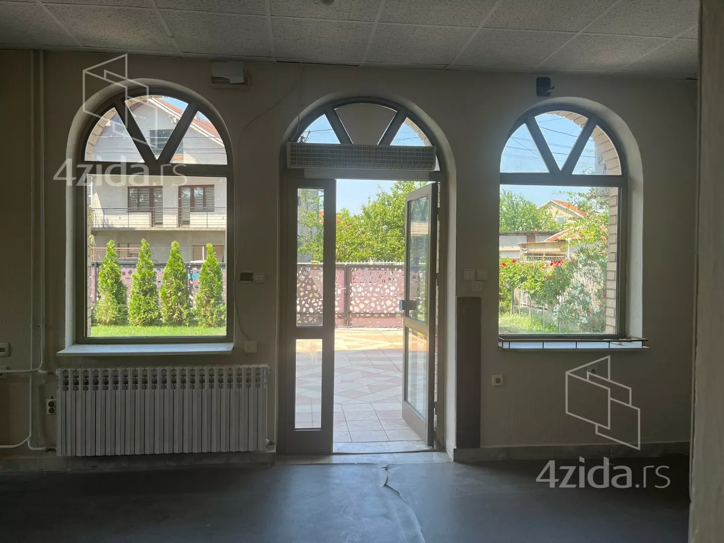 Poslovni prostor | 4zida