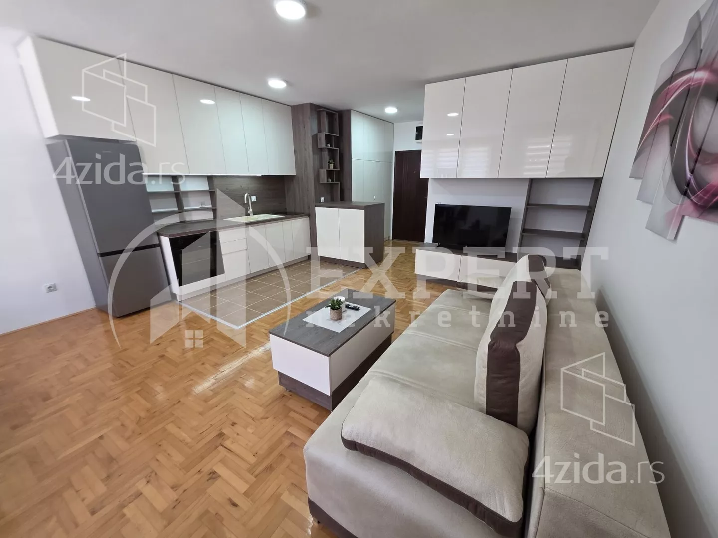 Jednosoban stan | 4zida