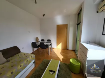 Dom Zdravlja | 4zida.rs