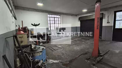 Autokomanda | 4zida.rs