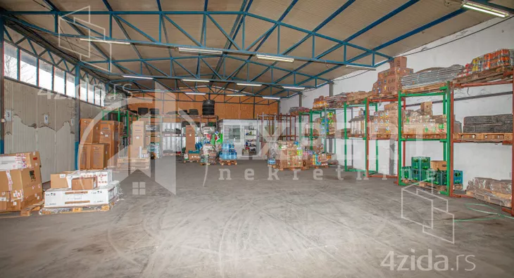 Lokal | 4zida