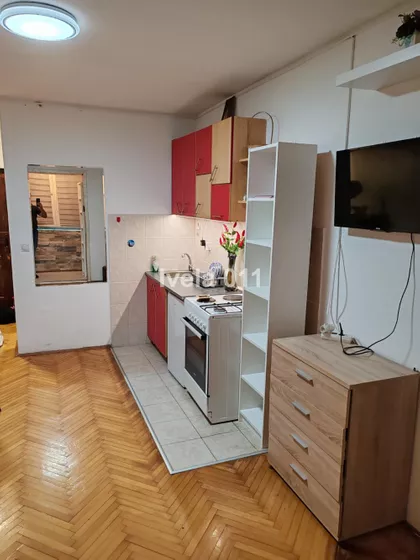 17. oktobra | 4zida.rs