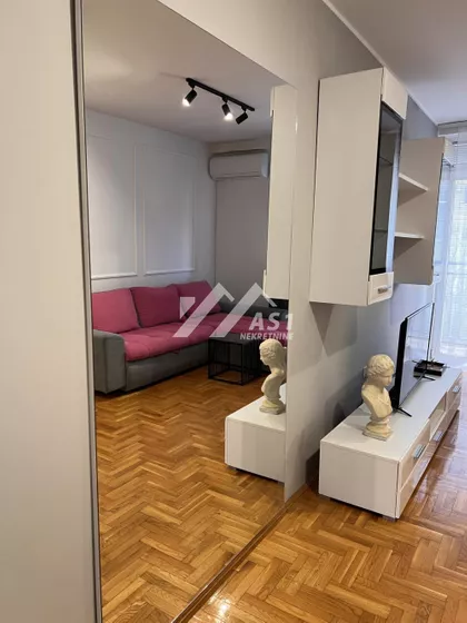 Branka Bajića | 4zida.rs