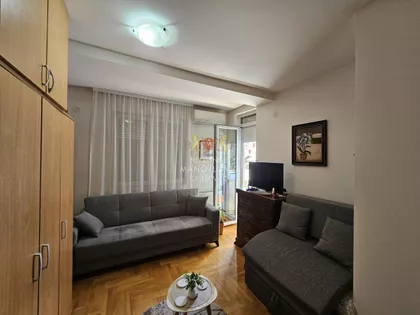 Jakšino igralište | 4zida.rs