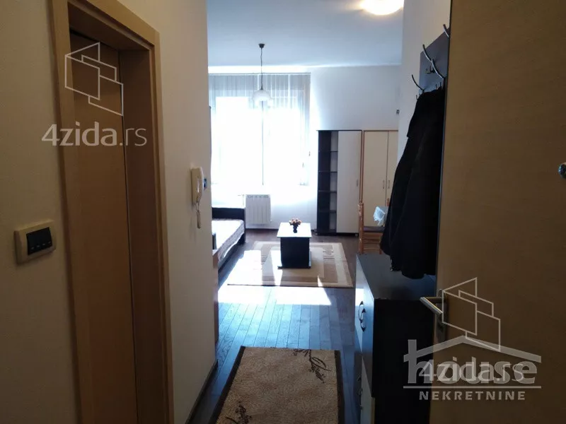 Garsonjera | 4zida