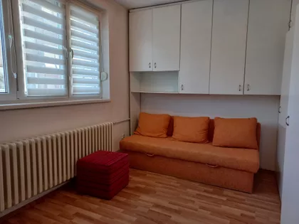 Trg Jakaba I Komora | 4zida.rs