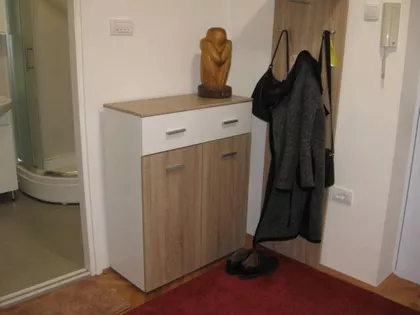 Dr Nika Miljanića 10 | 4zida.rs