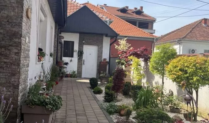 Kuća | 4zida