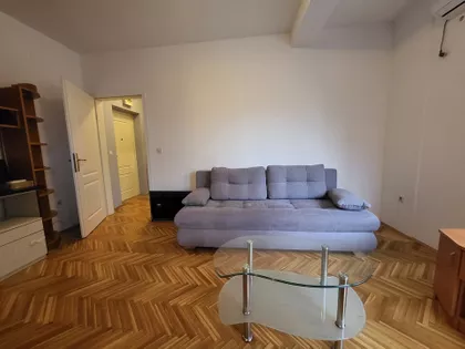 Hadži Ruvimova | 4zida.rs