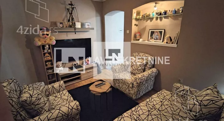 Petosoban stan | 4zida