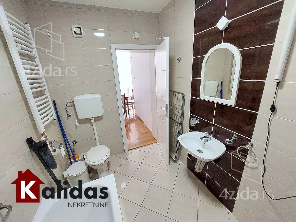 Garsonjera | 4zida