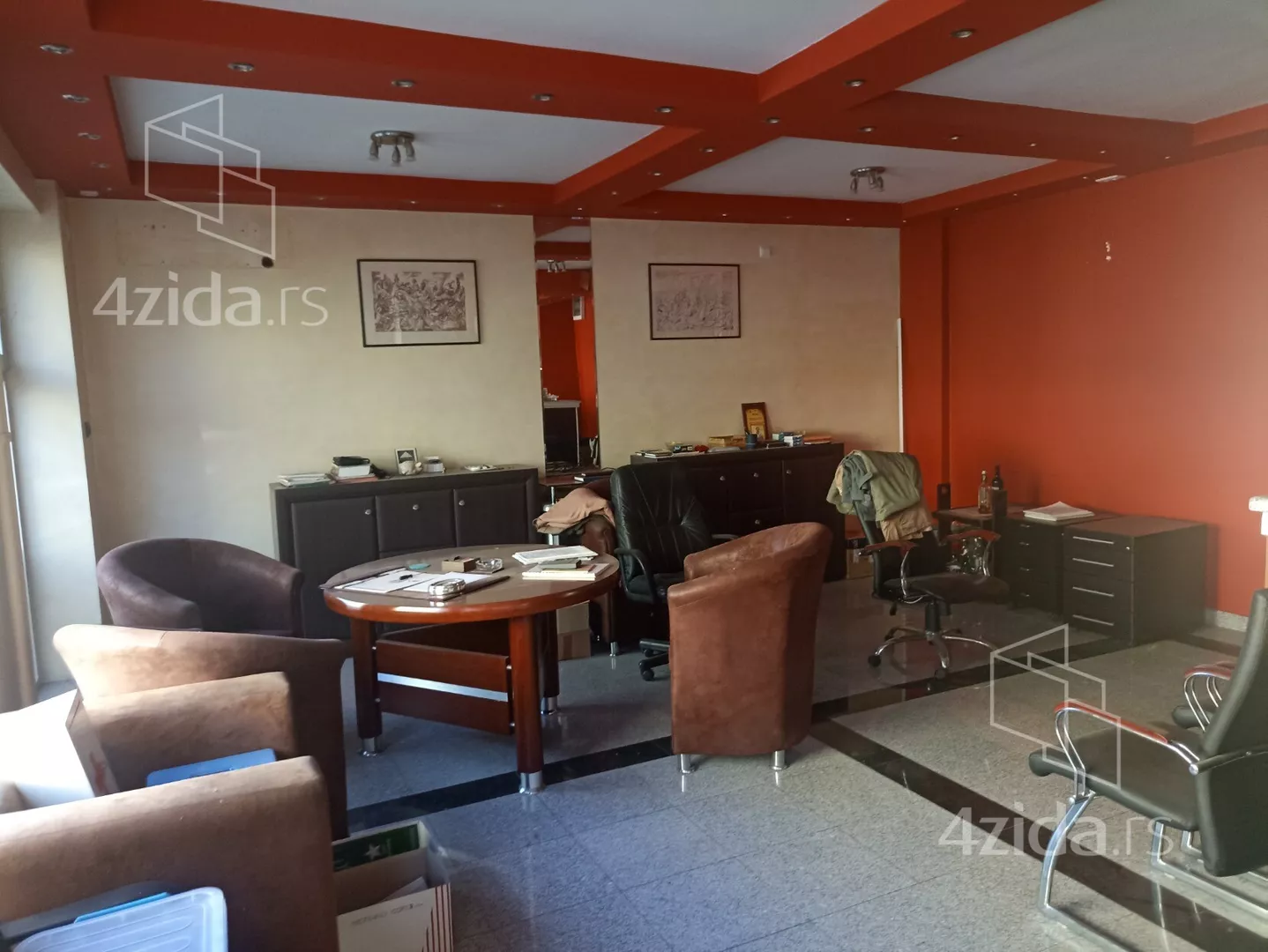 Lokal | 4zida