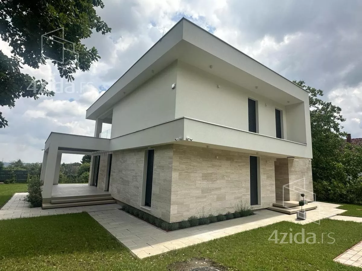 Kuća | 4zida