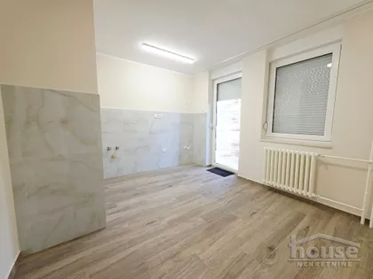 Novo Naselje | 4zida.rs