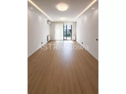 Crveni Krst Vračar | 4zida.rs
