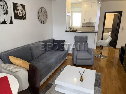 Đeram | 4zida.rs