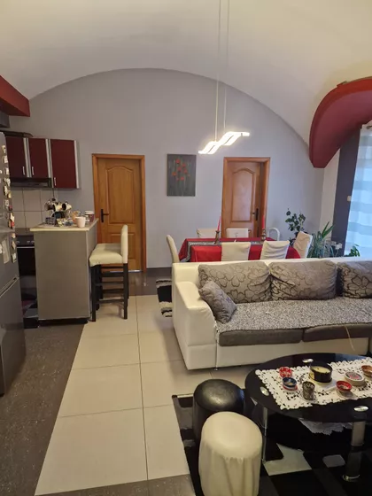 Gradske lokacije | 4zida.rs