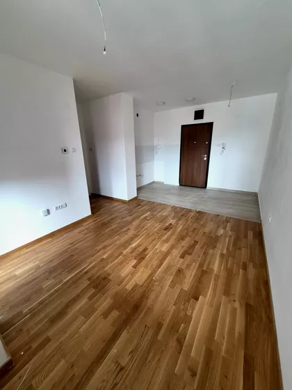 Heroja Pinkija | 4zida.rs