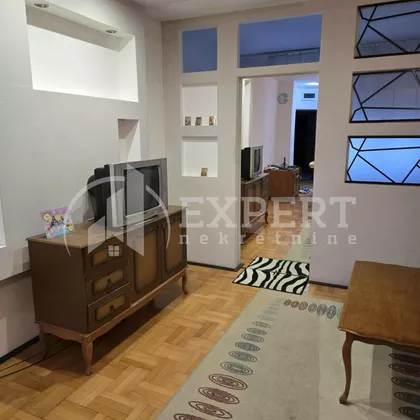 Dr Petra Vučinića | 4zida.rs