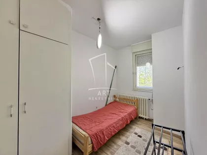 Sretena Mladenovića Mike | 4zida.rs