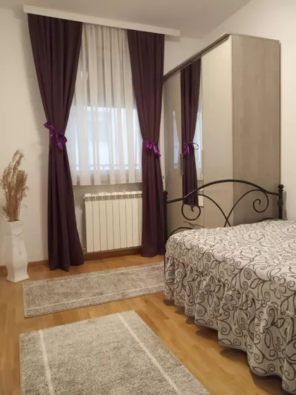 Madridska | 4zida.rs