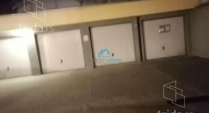 Garaža/Parking | 4zida