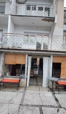 Sedmosoban stan | 4zida
