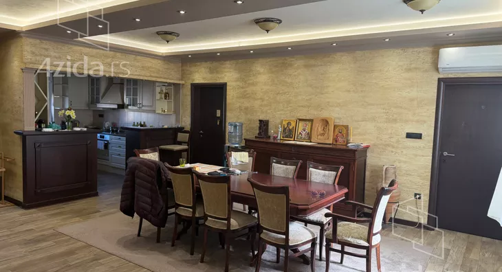 Petosoban stan | 4zida