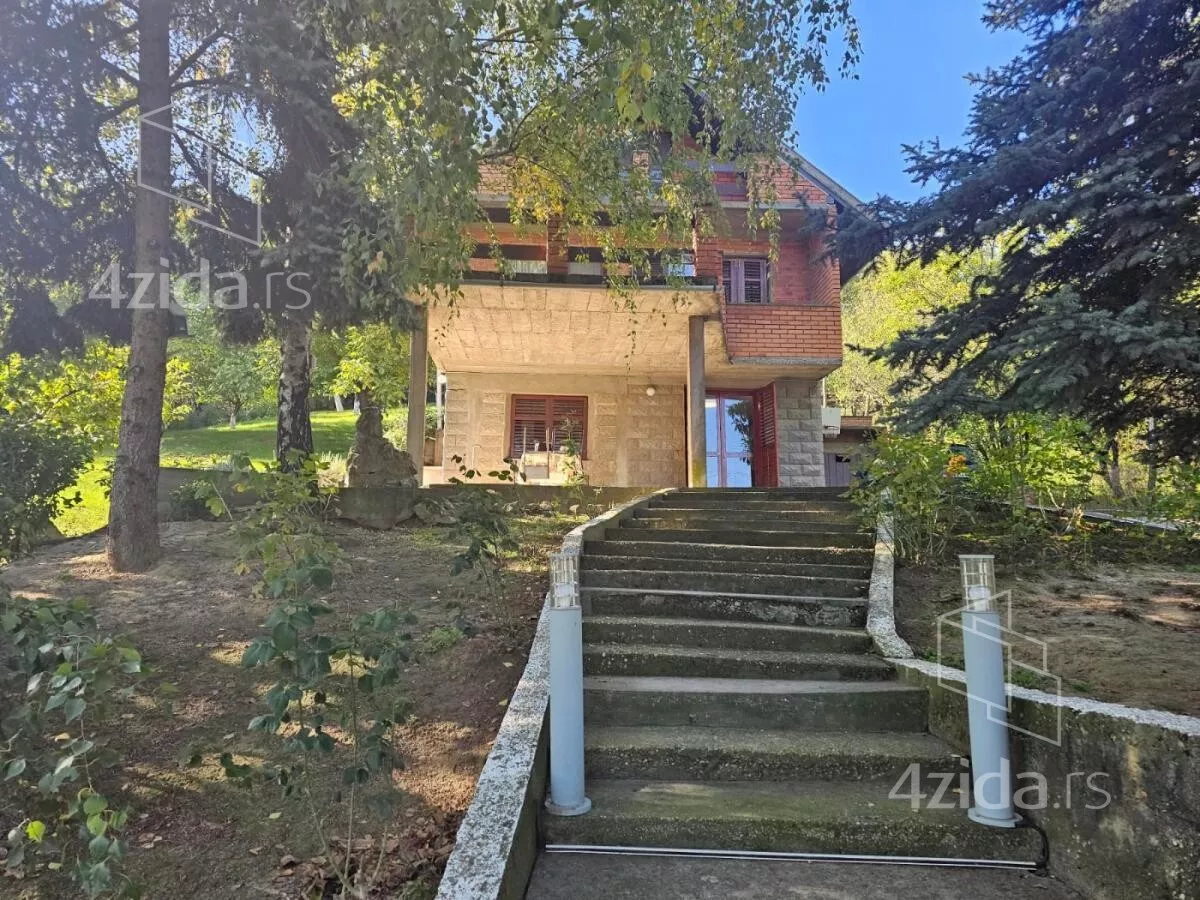 Kuća | 4zida