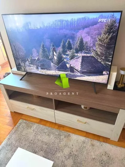 Dom Zdravlja | 4zida.rs